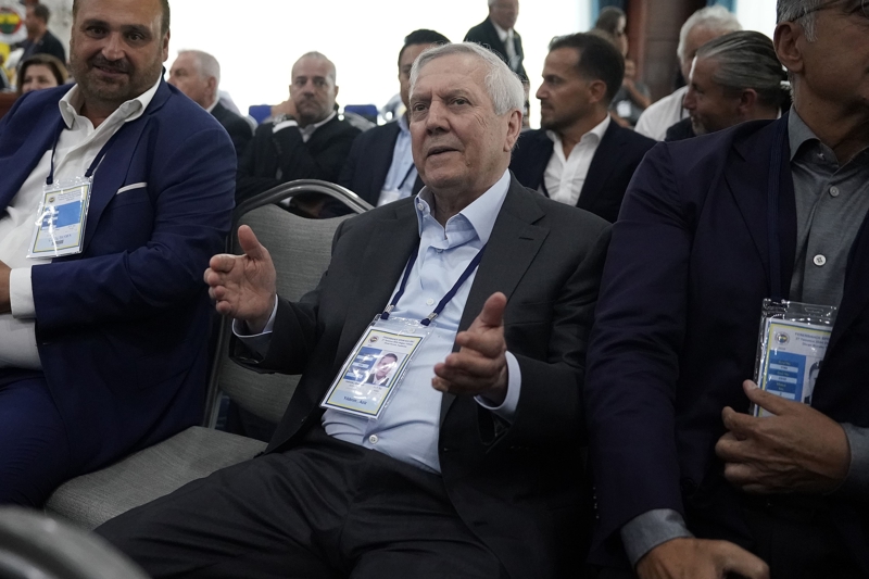 Fenerbahçe'den Galatasaray'a gönderme!