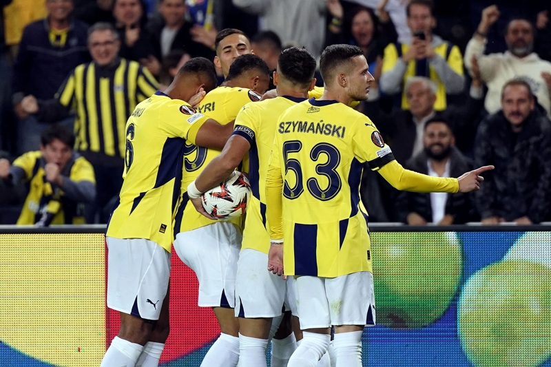 Galatasaray kasayı doldurdu!